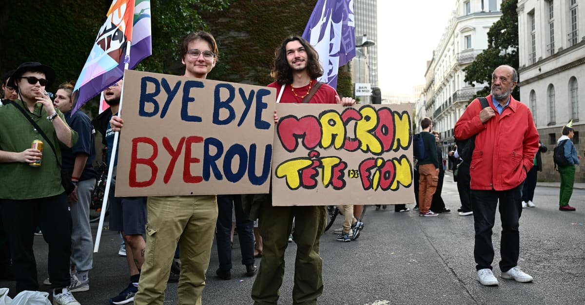 Upadł rząd Françoisa Bayrou
