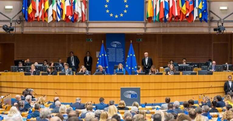 Aborcja. Parlament Europejski oficjalnie poparł inicjatywę obywatelską „My voice, my choice”