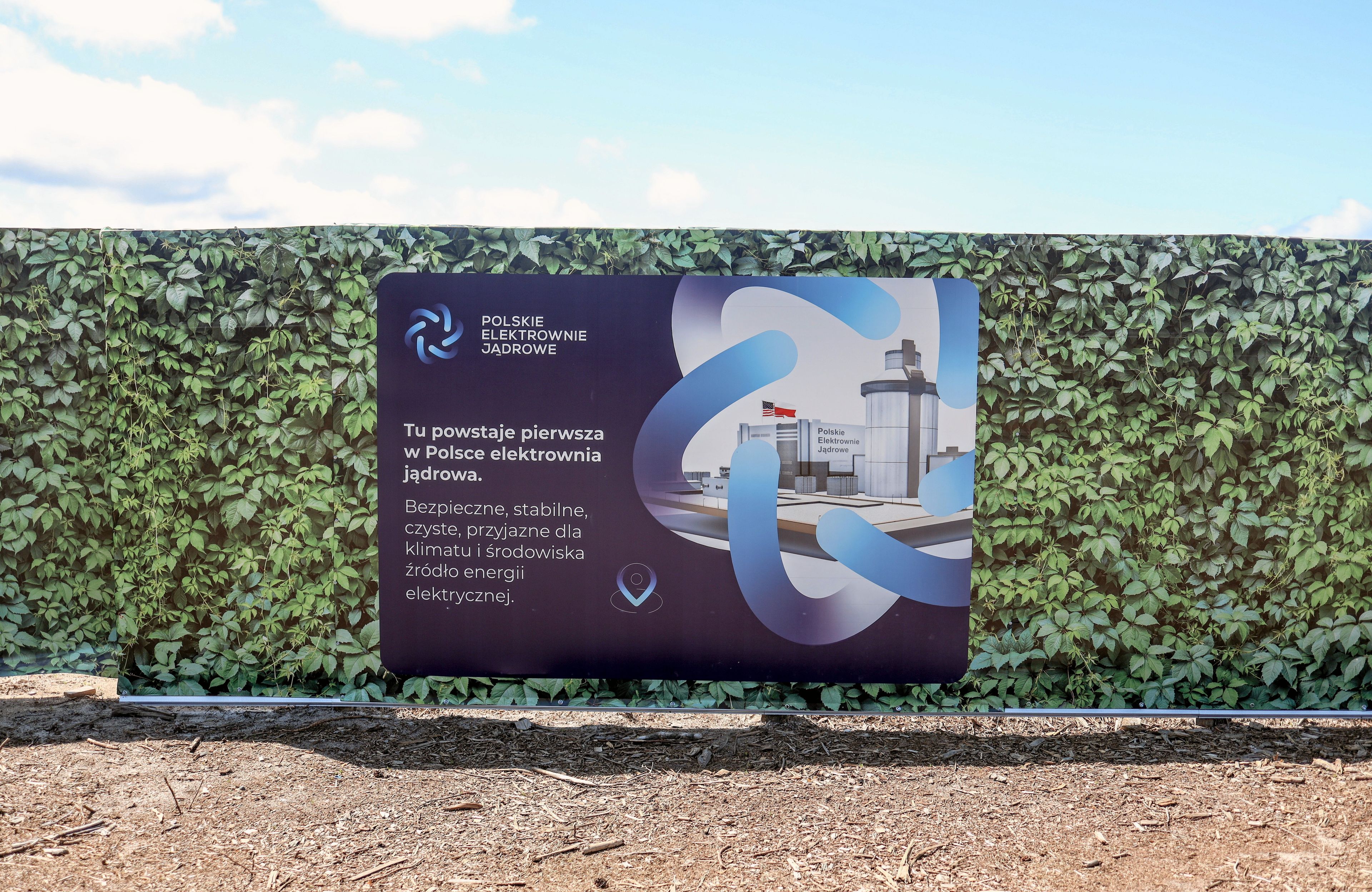 W gminie Choczewo trwaja prace przygotowujace teren pod budowę pierwszej w Polsce elektrowni jądrowej