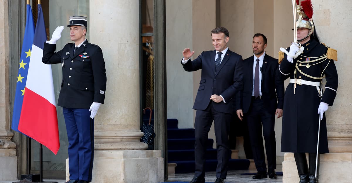 Donald Tusk leci do Paryża. Macron organizuje spotkanie „koalicji chętnych”