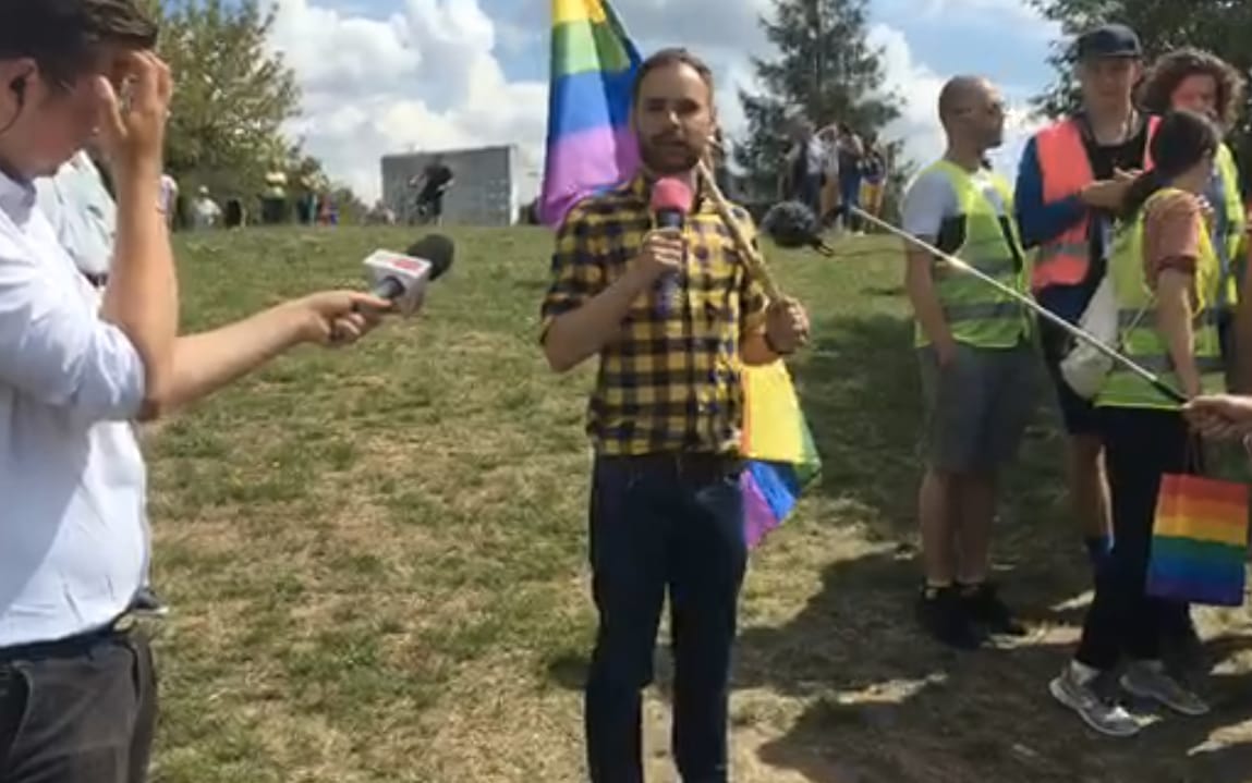Grafika do artykułu Radomsko miastem równości i akceptacji. Policja uciszyła "wypierdalać" 