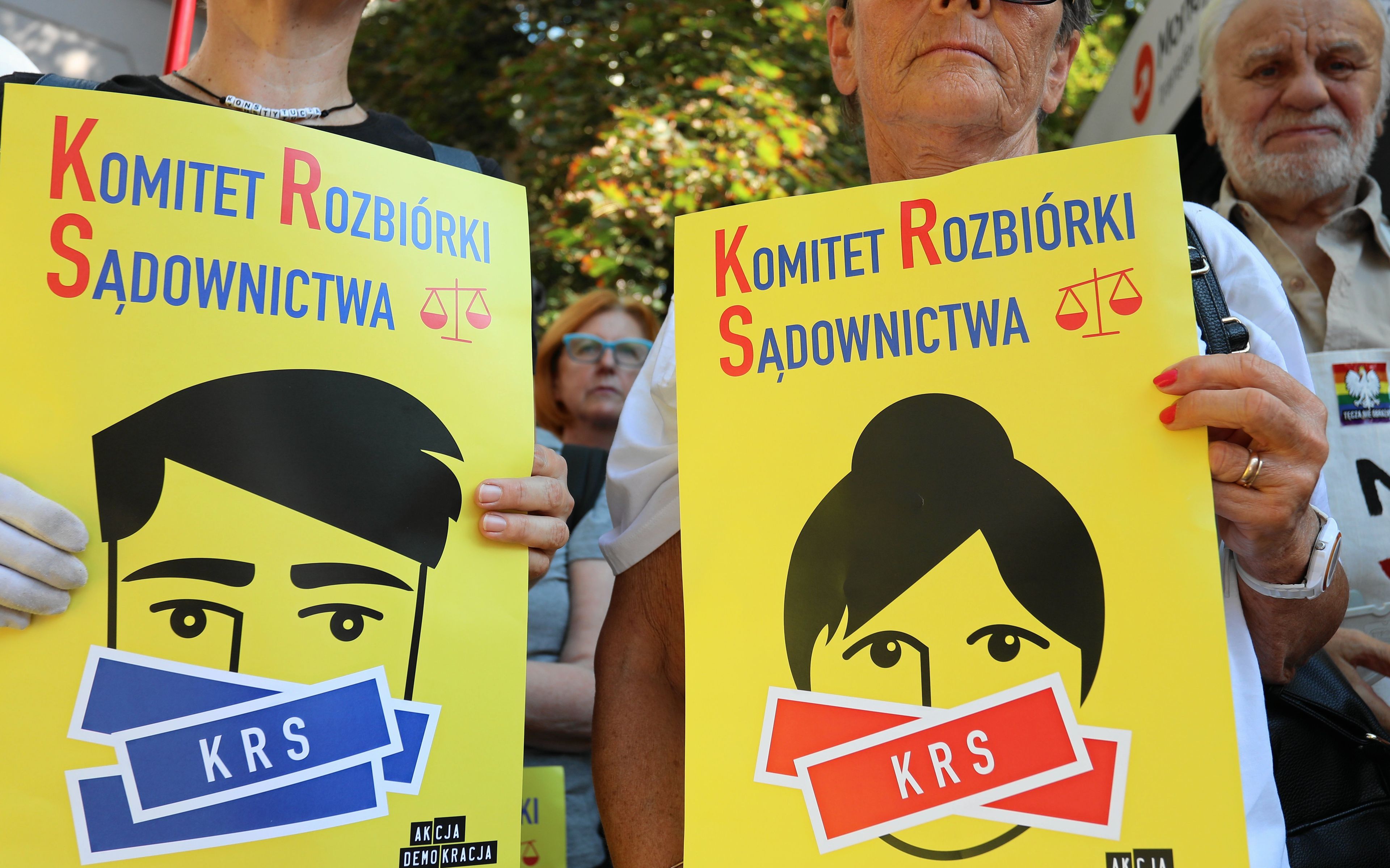 20.09.2018 Warszawa , ul Rakowiecka , KRS . Akcja Demokracja i Stowarzyszenie Sedziow Iustitia Polska zapraszaja w czwartek pod siedzibe Komitetu Rozbiorki Sadownictwa (nowa nazwa Krajowej Rady Sadownictwa). Beda odbywaly sie wtedy przesluchania sedziow znanych z obrony niezaleznosci sadownictwa . 
Fot. Slawomir Kaminski / Agencja Gazeta