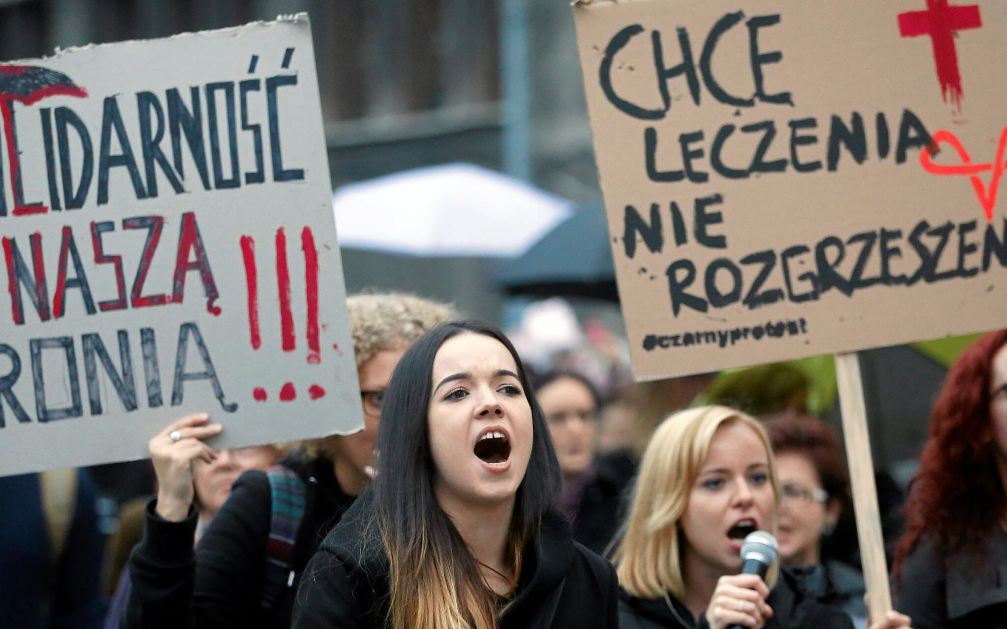 Grafika do artykułu Kaczyński dał zielone światło: za 34 dni Trybunał zdelegalizuje aborcję. PiS idzie na wojnę z kobietami