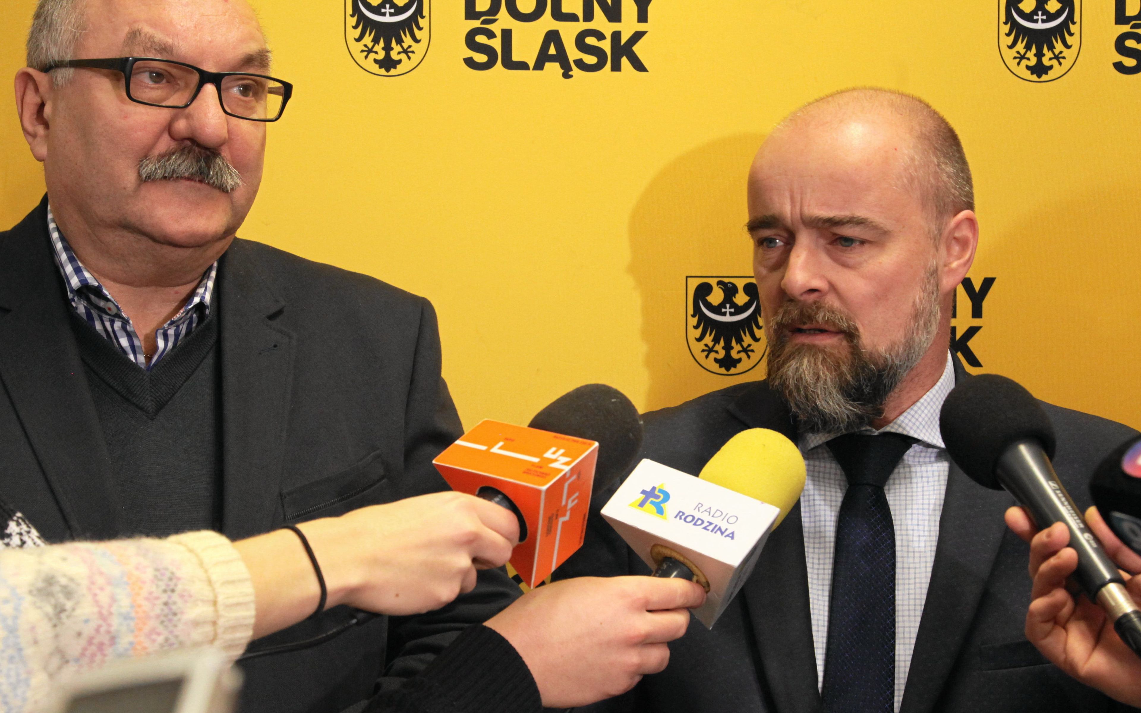 15.01.2019 Wroclaw . Marszalek Cezary Przybylski i wicemarszalek Michal Bobowiec informuja o odwolaniu dyrektora Marcina Nalecz - Niesiolowskiego z funkcji dyrektora Opery Wroclawskiej .
fot . Mieczyslaw Michalak / Agencja Gazeta