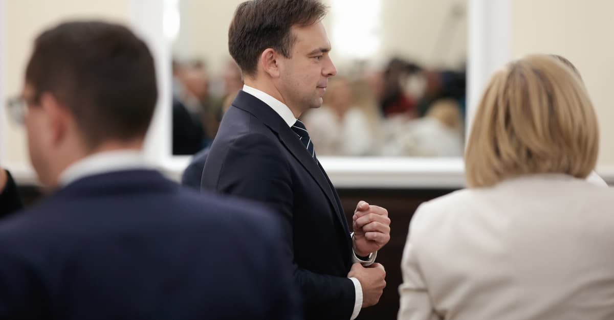 Spór Domański–Morawiecki, czyli fakty i mity o luce VAT w Polsce