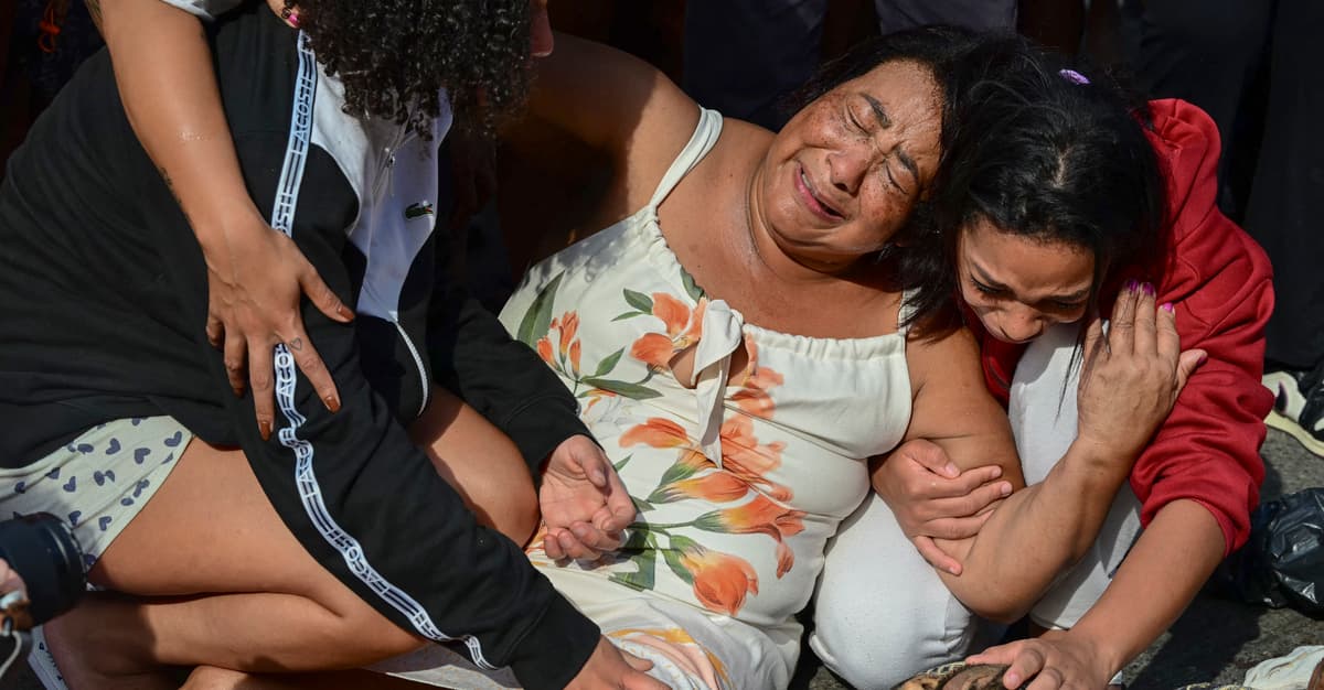 Państwo z palcem na spuście: dlaczego Brazylia toleruje przemoc policji i co to mówi o demokracji?