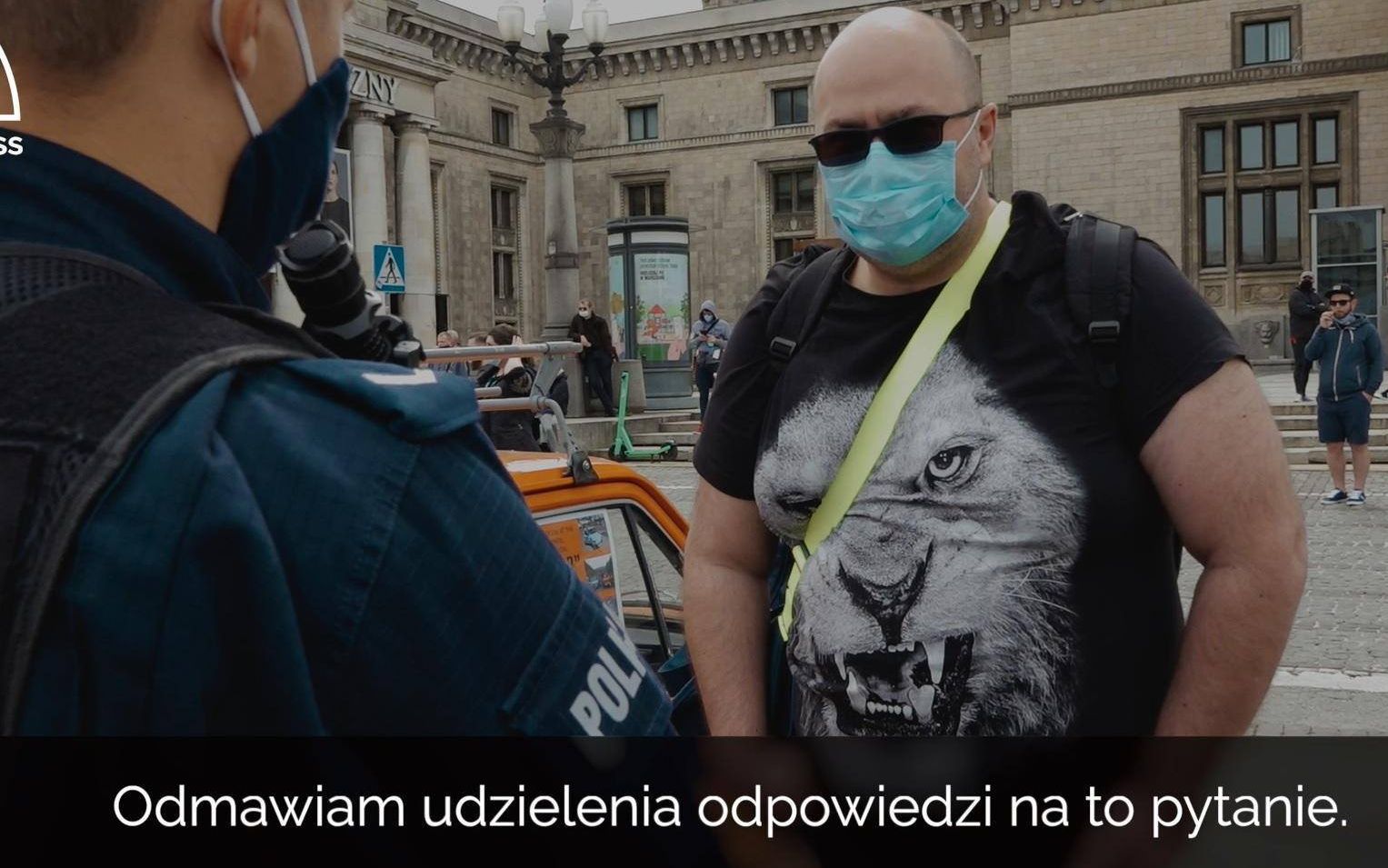 Grafika do artykułu Pojedynek obywatela z Policją pod Pałacem Kultury