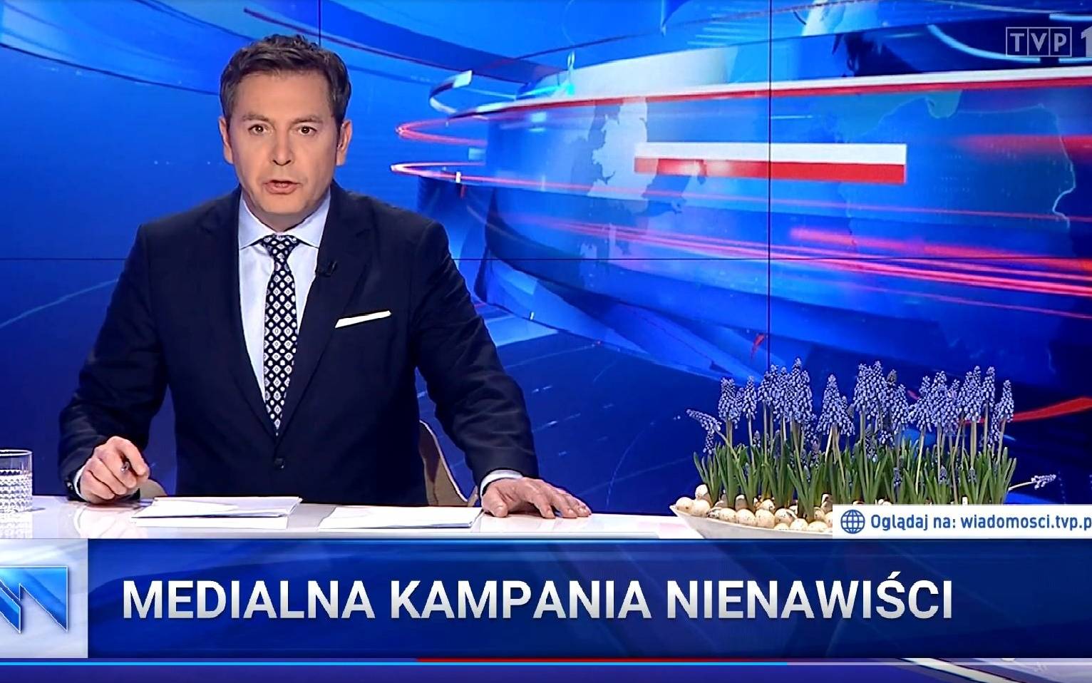 Grafika do artykułu Kaczyński ważniejszy niż epidemia, Wielkanoc i Katyń. Hierarchia według "Wiadomości" TVP