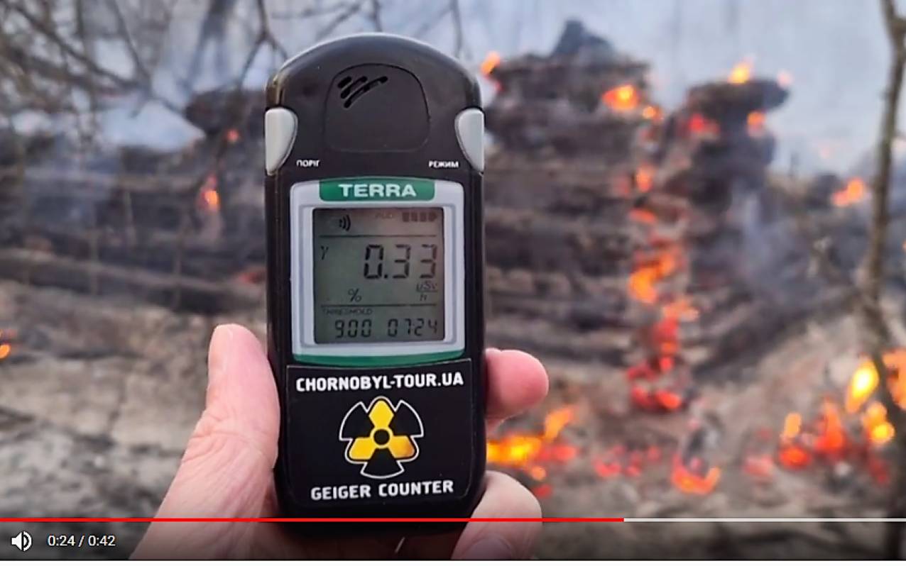 Grafika do artykułu Chmura znad Czarnobyla - kolejna dezinformacja, którą straszono Polaków. Wiemy, skąd się wzięła