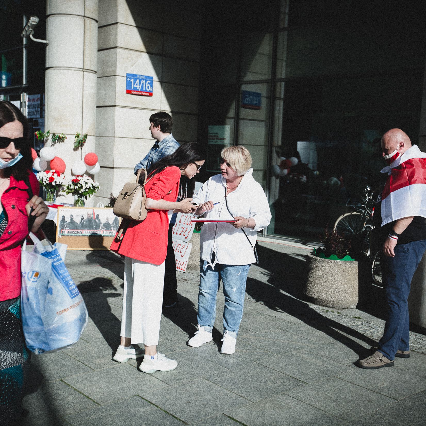 Warszawa, 02.06.2021. Protest solidarnościowy z represjonowanymi  Białorusinkami i Białorusinami