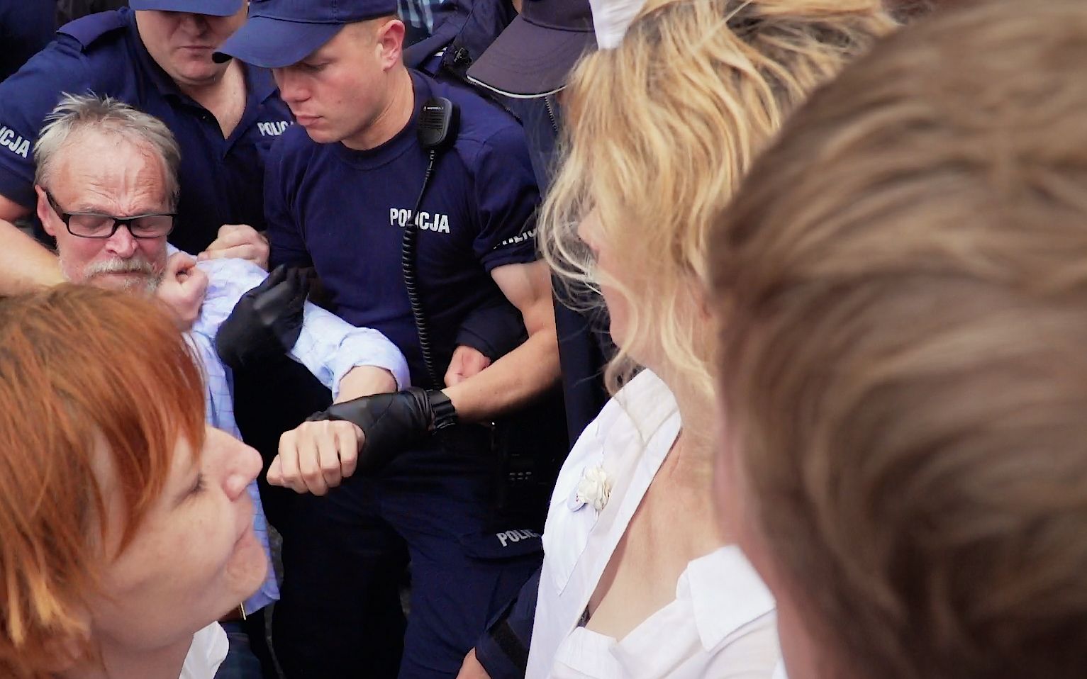 Grafika do artykułu Sejm jest nasz! Make love not PiS! Macice wstają z kolan! "Muranów", środa o 19.00. Koniecznie!