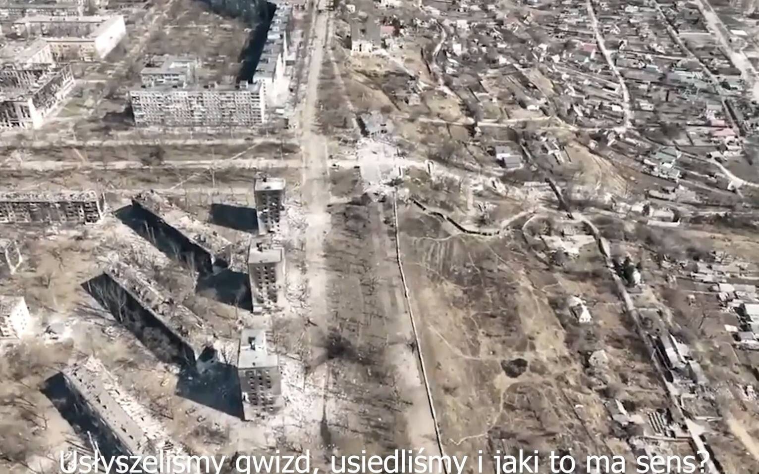 Grafika do artykułu Uciekła z Mariupola, miasta równanego z ziemią przez wojska rosyjskie [OPOWIEŚĆ UCHODŹCZYNI]