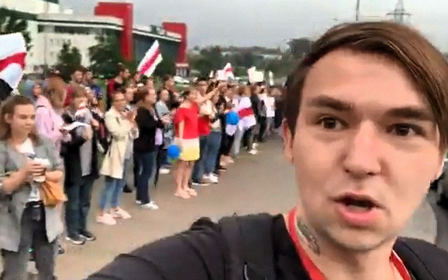 Grafika do artykułu Z robotnikami w strajkującej fabryce traktorów pod Mińskiem
