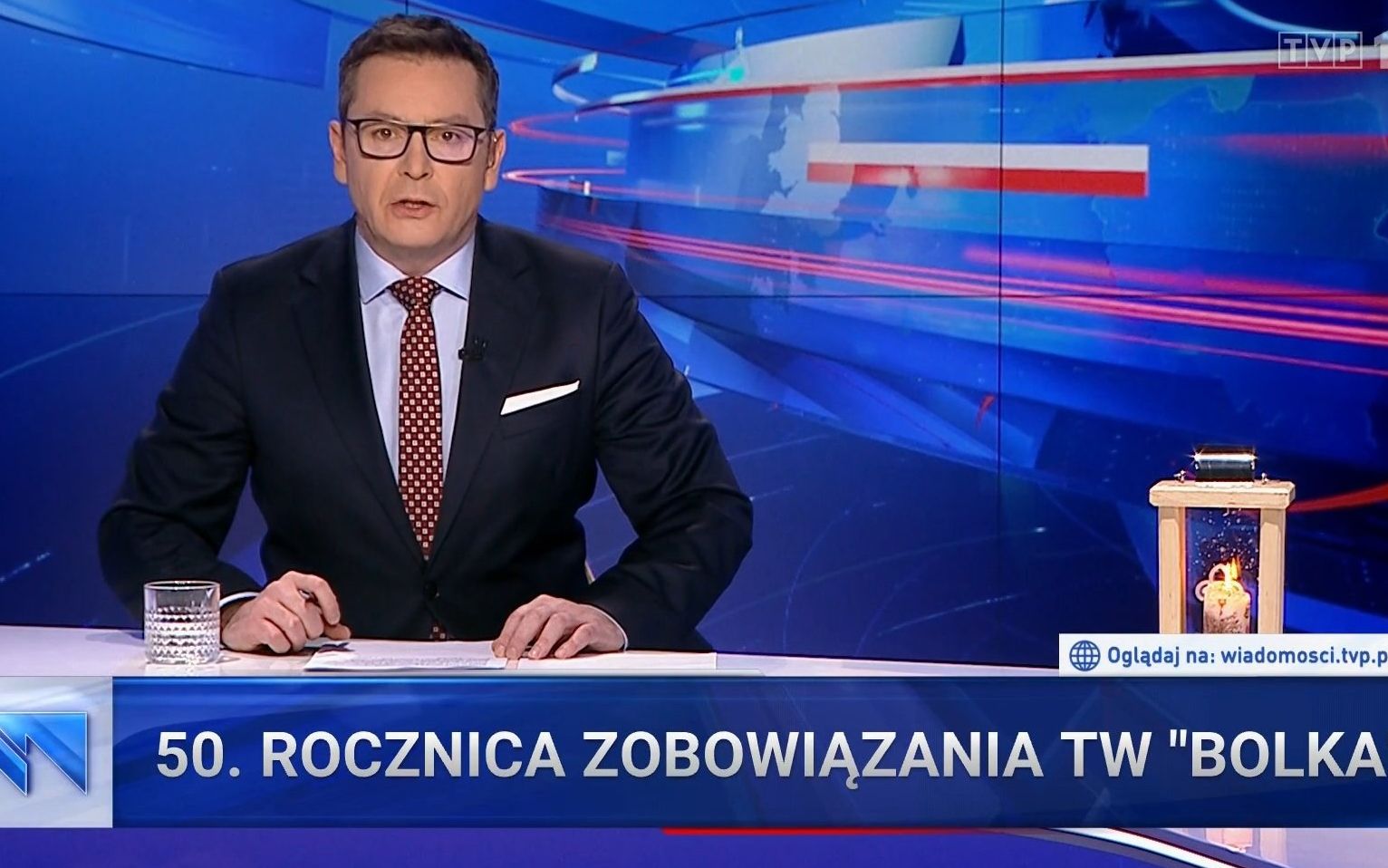 Grafika do artykułu "Wiadomościom" nie wystarczą fakty, więc chwytają się insynuacji. Kuriozalny materiał o Wałęsie