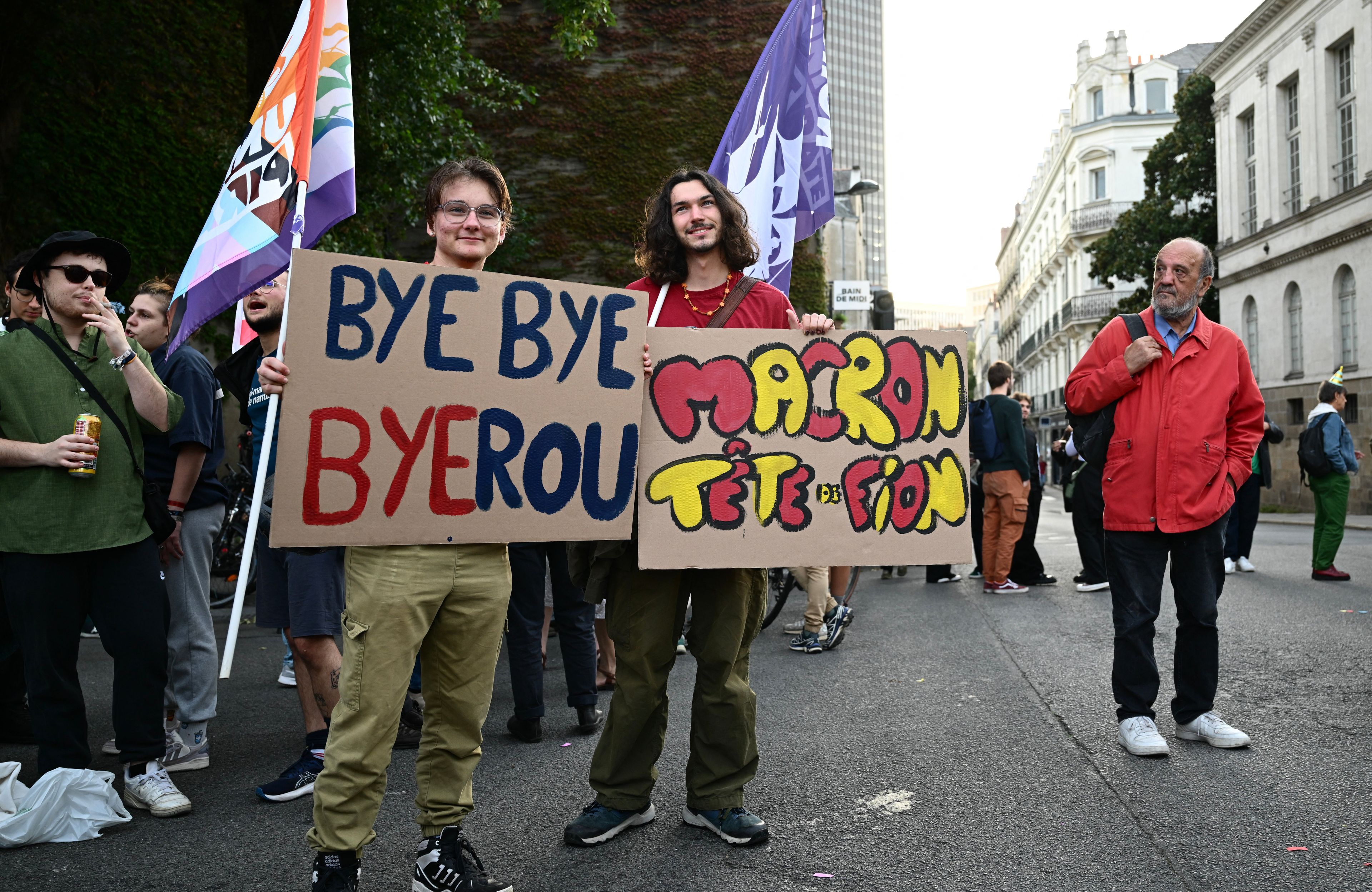 FRANCE-POLITICS-GOVERNMENT-PARLIAMENT-DEMO
