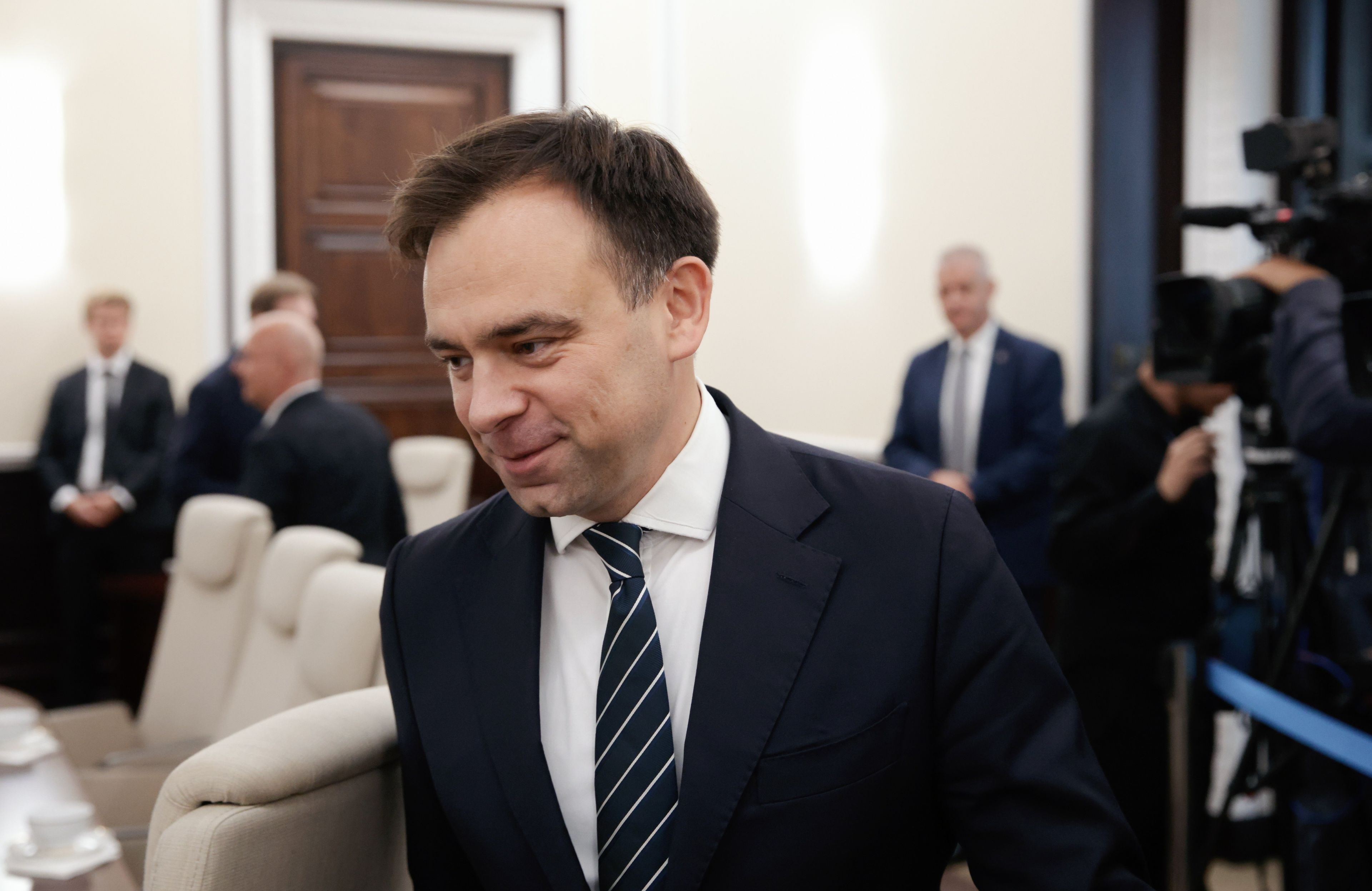 23.09.2025 Warszawa , Aleje Ujazdowskie 1/3 , Kancelaria Prezesa Rady Ministrow . Minister finansow Andrzej Domanski podczas posiedzenia Rady Ministrow .
Fot. Dawid Zuchowicz / Agencja Wyborcza.pl