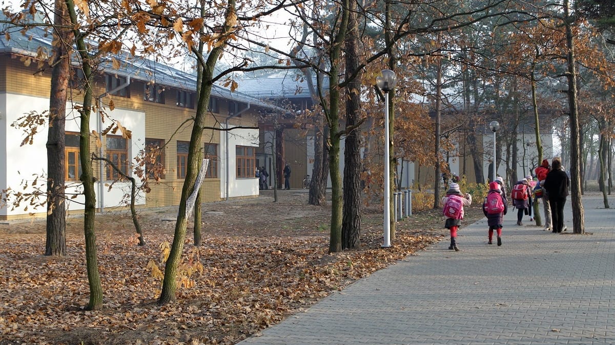 Opus Dei - obiekt w Jozefowie. 2011 11 09. Fot.Tadeusz Pozniak