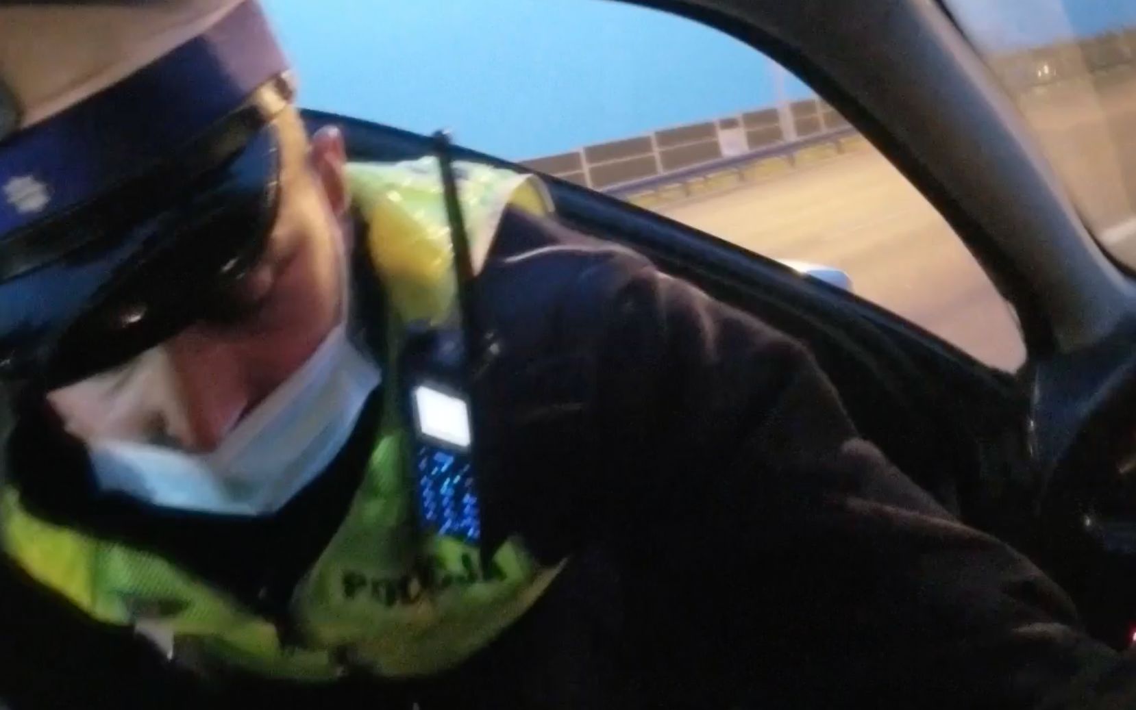 Grafika do artykułu Policja celowo przeciągnęła dochodzenie, by nie ukarać funkcjonariuszy za nielegalne zatrzymanie
