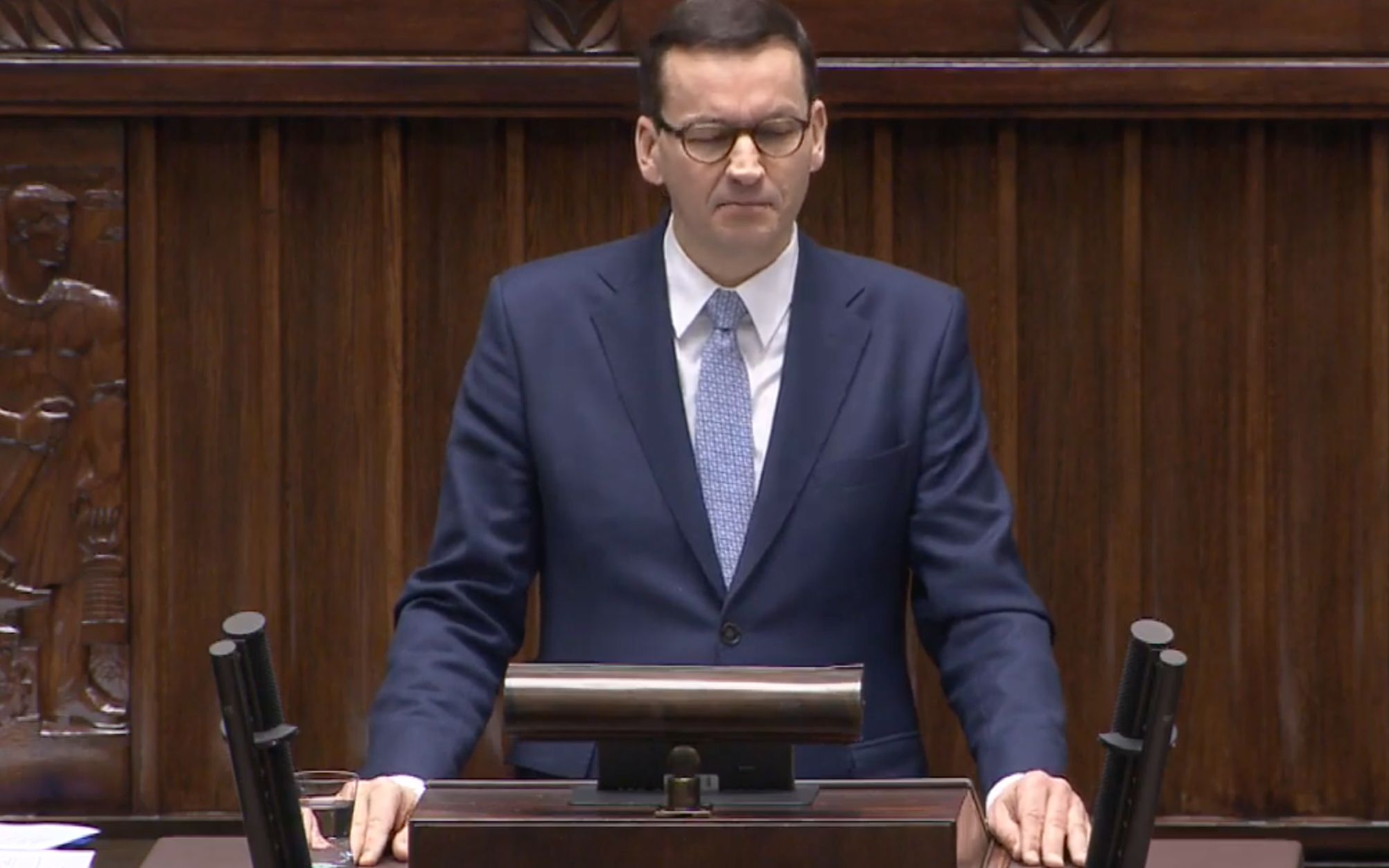 Grafika do artykułu Premier w exposé: opieramy się na dialogu społecznym. Eksperci: 60 proc. ustaw bez konsultacji