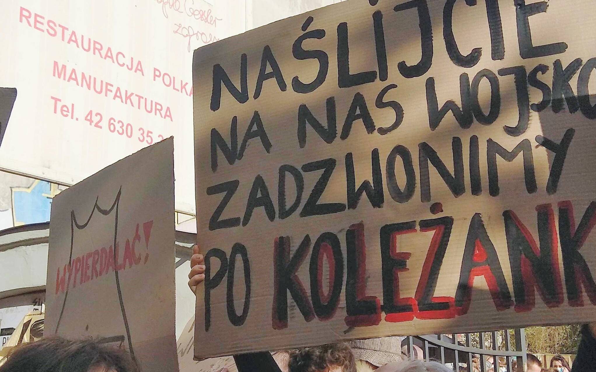 Grafika do artykułu Internauci do Kaczyńskiego: „Sam wyjdź i broń kościołów!” Anty-PiS rządzi w sieci [ANALIZA]