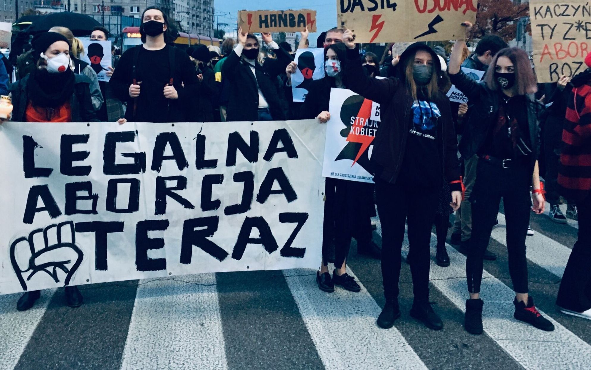 Grafika do artykułu Ważne! Nieludzki wyrok TK nie wyklucza liberalizacji prawa aborcyjnego w przyszłości [ANALIZA]
