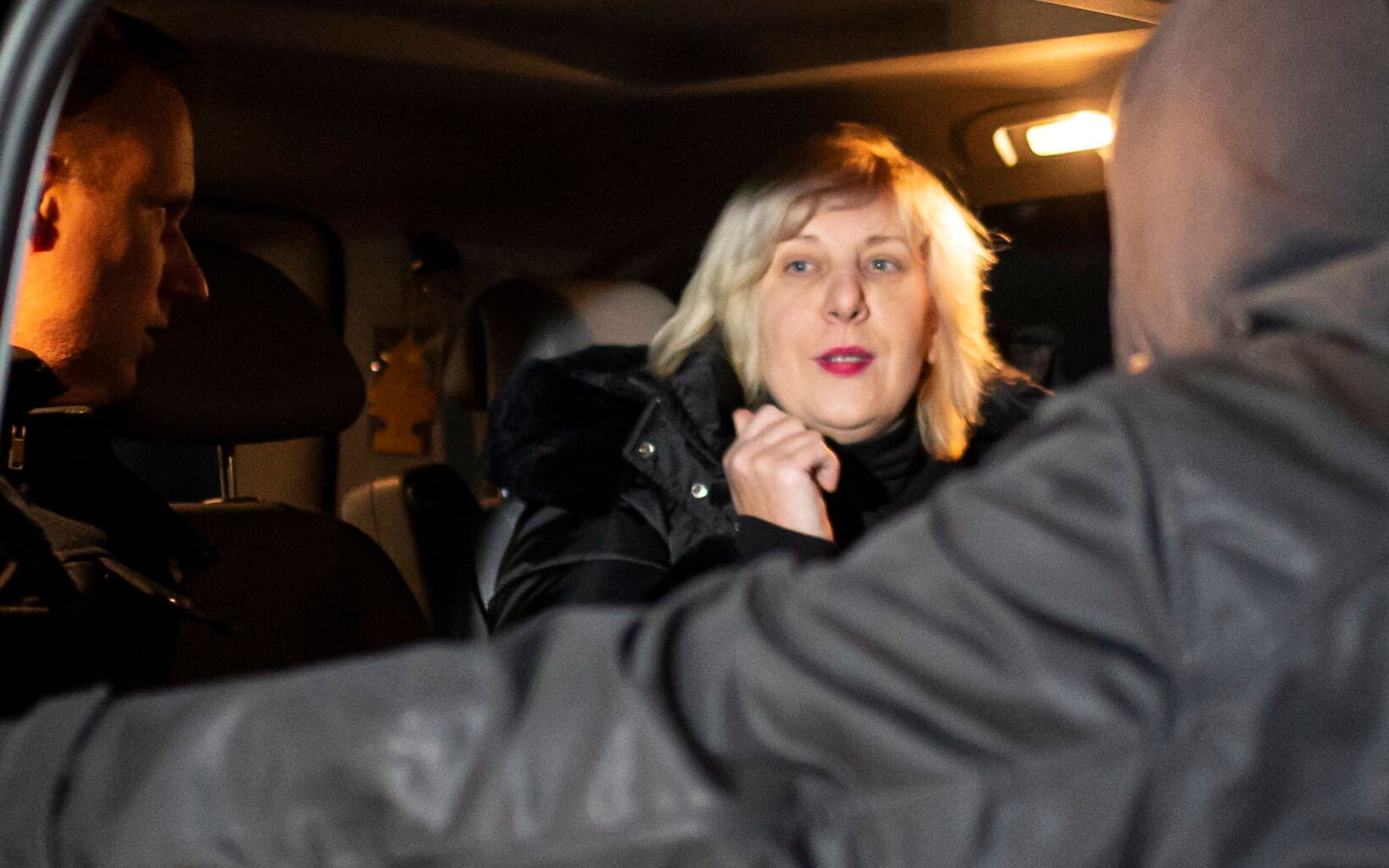 16.11.2021  Michalowo . Komisarz Rady Europy do spraw praw czlowieka Dunja Mijatovic podczas wizyty w punkcie humanitarnym Wielkiej Orkiestry Swiatecznej Pomocy .
Fot. Agnieszka Sadowska/ Agencja Wyborcza.pl