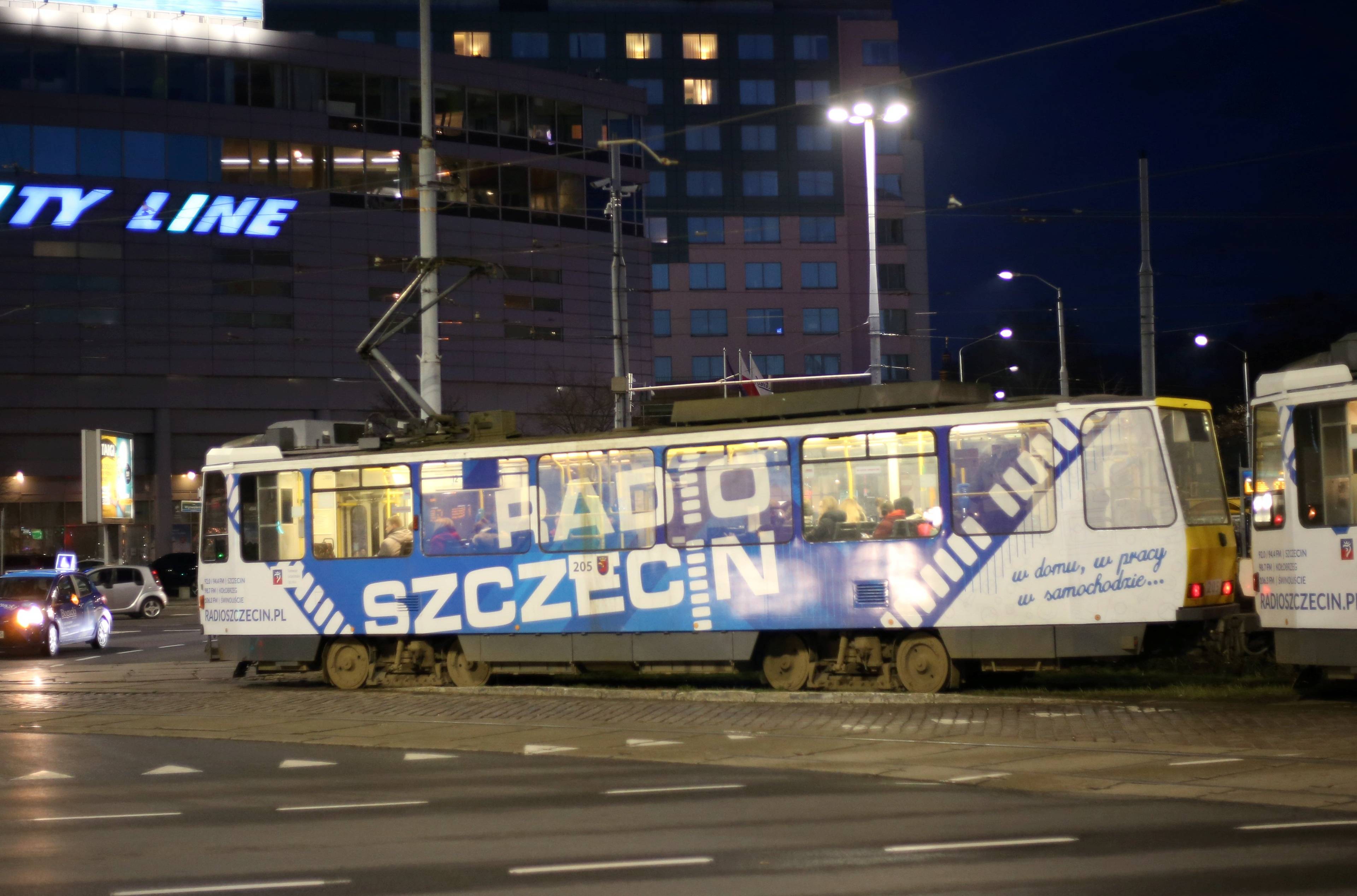 Tramwaj z logo Radia Szczecin