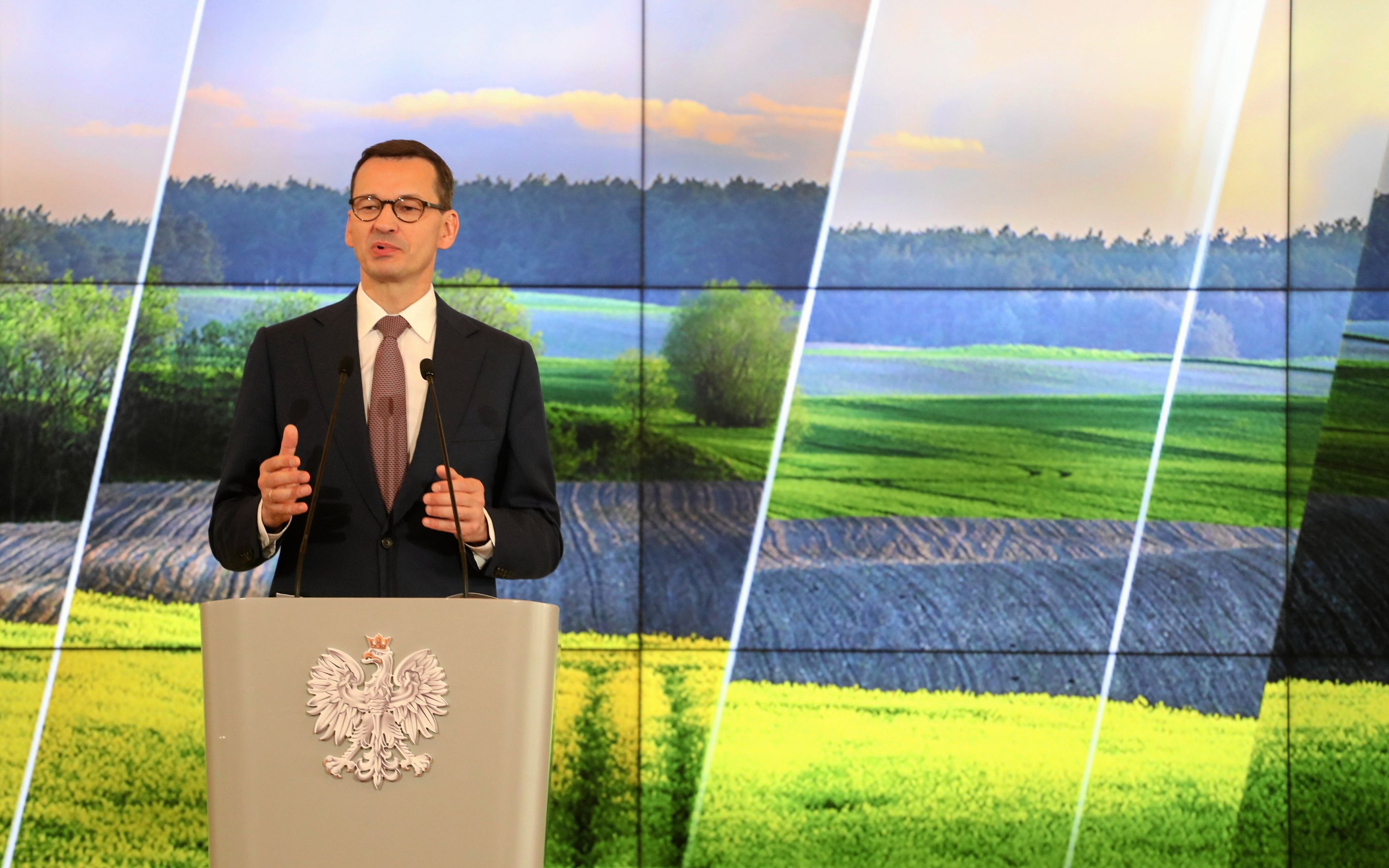 16.10.2018 Warszawa , Kancelaria Prezesa Rady Ministrow . Premier Mateusz Morawiecki podczas spotkania  Mloda Polska Wies  .   
Fot. Slawomir Kaminski / Agencja Gazeta