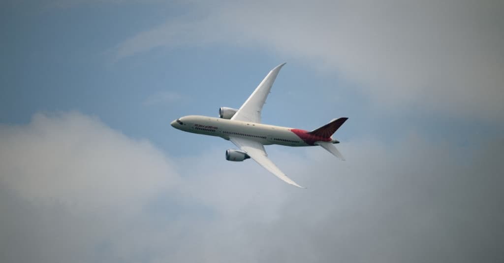 Katastrofa Dreamlinera w Indiach. Na pokładzie samolotu 242 osoby