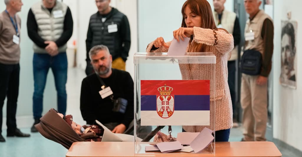 Wybory w Serbii: Studenci na czele sondaży. Vučić może stracić władzę
