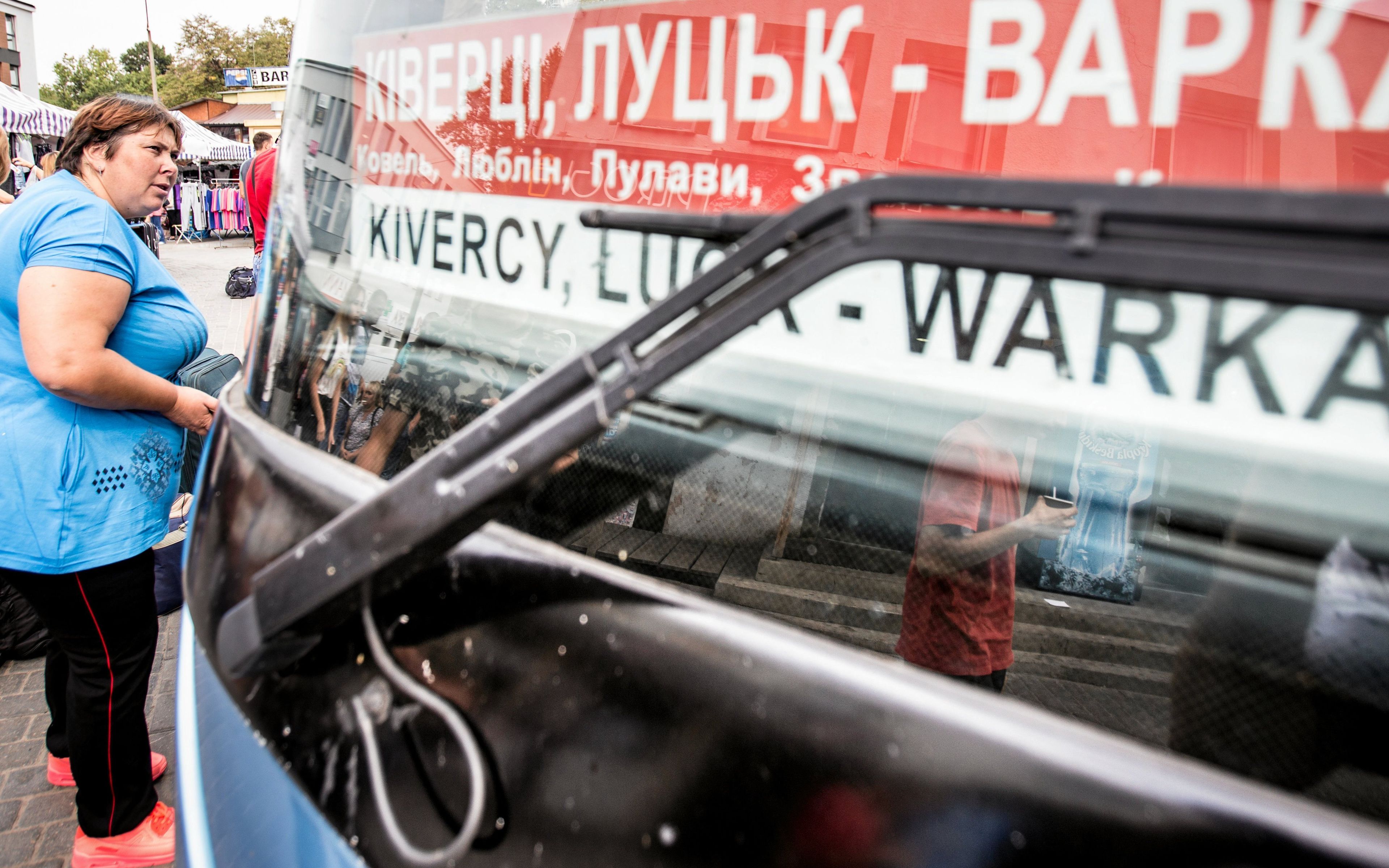 11.09.2018 Lublin . Dworzec Glowny PKS . Podrozni oczekujacy na swoj autobus .
Fot. Jakub Orzechowski / Agencja Gazeta