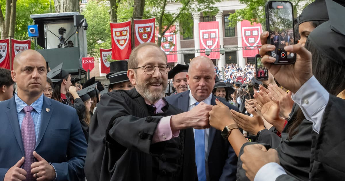 Donald Trump na wojnie z najsłynniejszym uniwersytetem świata
