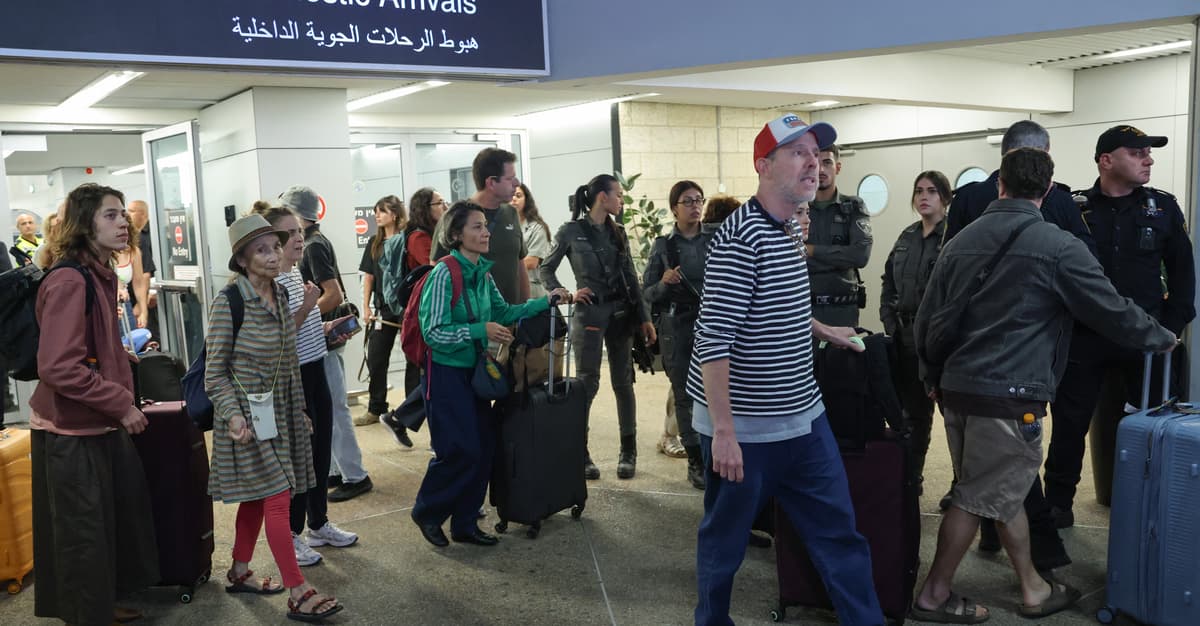 Pilot-nożownik. Pasażerowie udaremnili katastrofę samolotu z Dubaju do Tel Awiwu