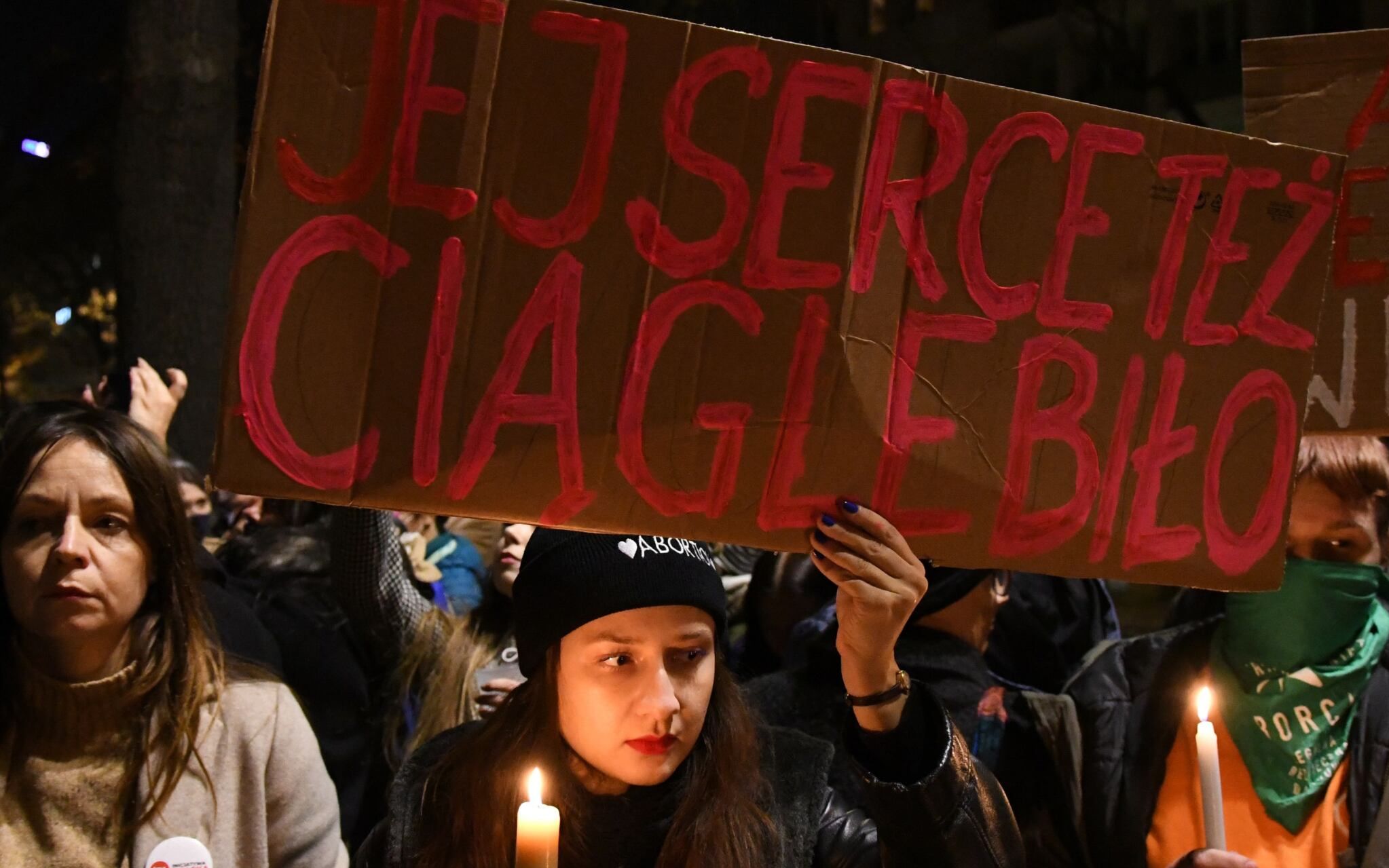 01.11.2021. Ani jednej więcej. Znicze pod TK