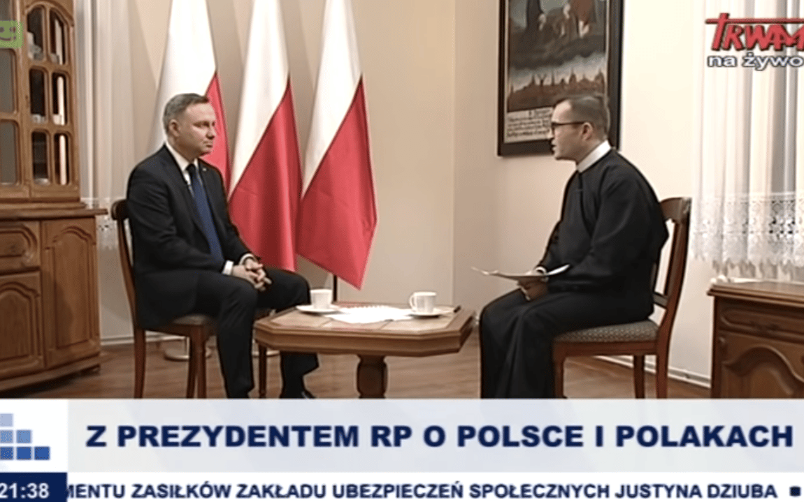 Grafika do artykułu Duda w TV Trwam: atakuje nas UE i sędziowie, którzy mają coś na sumieniu. A ja słucham ludzi
