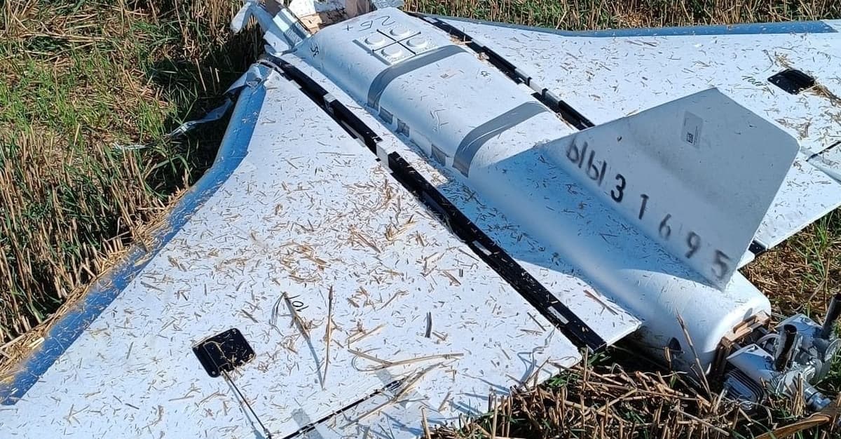 To był podwójny atak: dronami i dezinformacją. W rosyjskie przekazy uwierzyła część Polaków