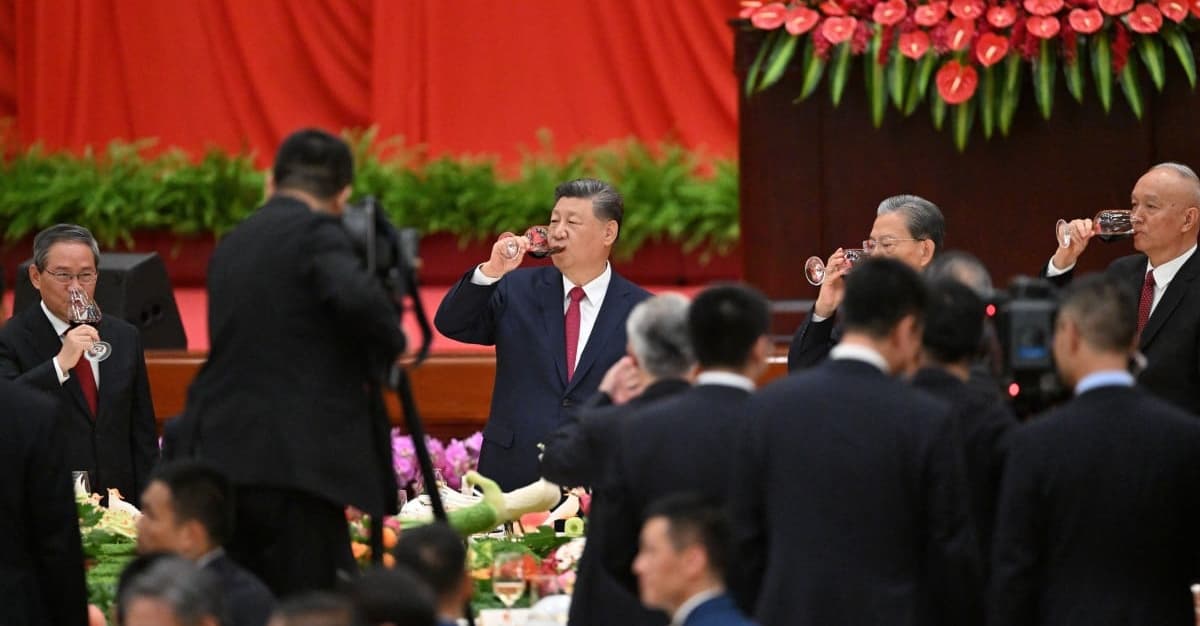 Przed pierwszym od sześciu lat spotkaniu Xi-Trump. Chiny naciskają na USA