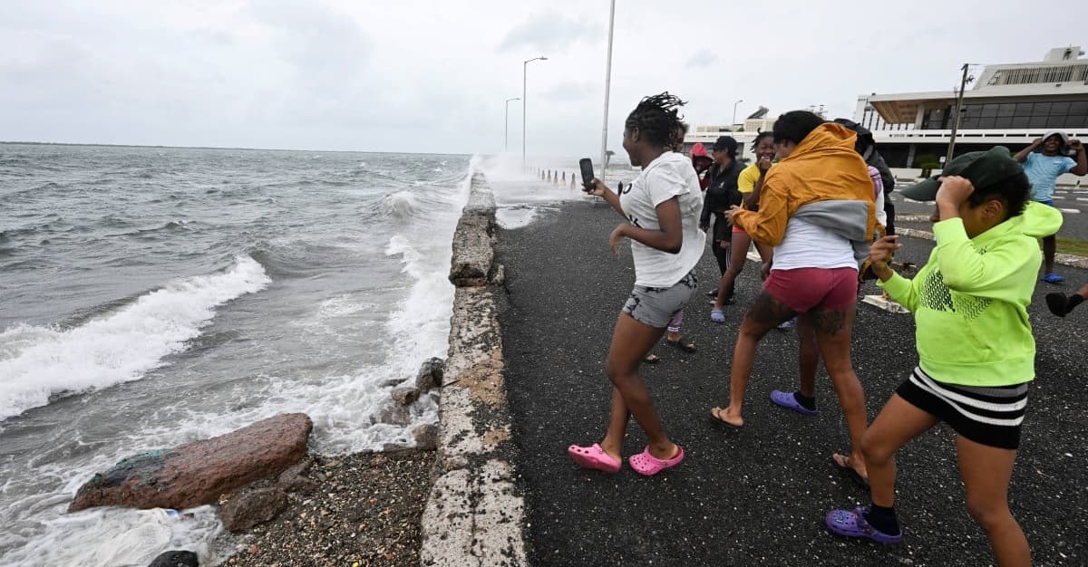 Potężny huragan „Melissa” nadciąga nad Jamajkę