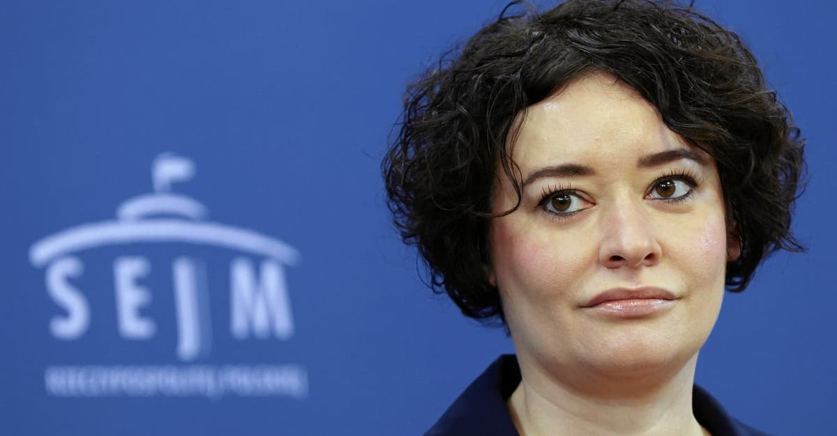 Żukowska z Lewicy głosuje razem z sędziami z nielegalnej neo-KRS. Broniła „egzekutora” Ziobry