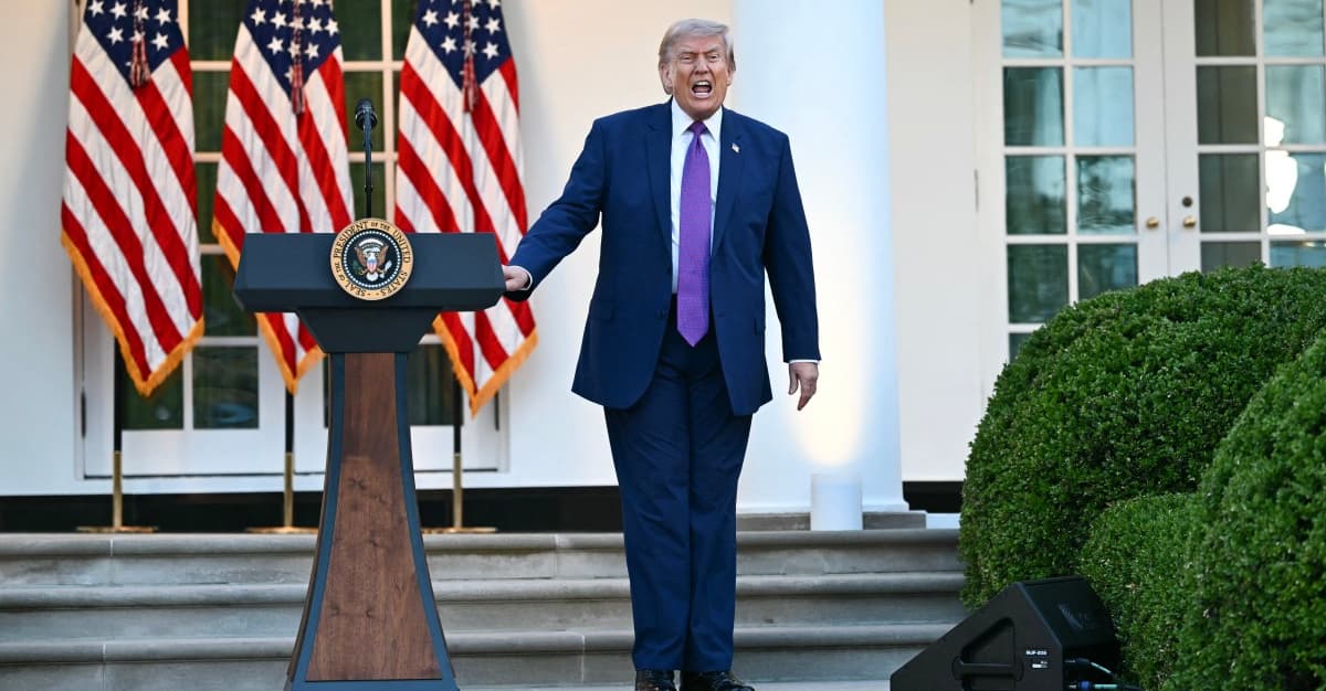 Trump nie wie, jak ugryźć Iran. Ta ni to wojna, ni to pokój może zostać z nami dłużej