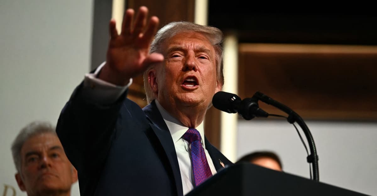 Trump odsuwa atak na Iran. Znowu