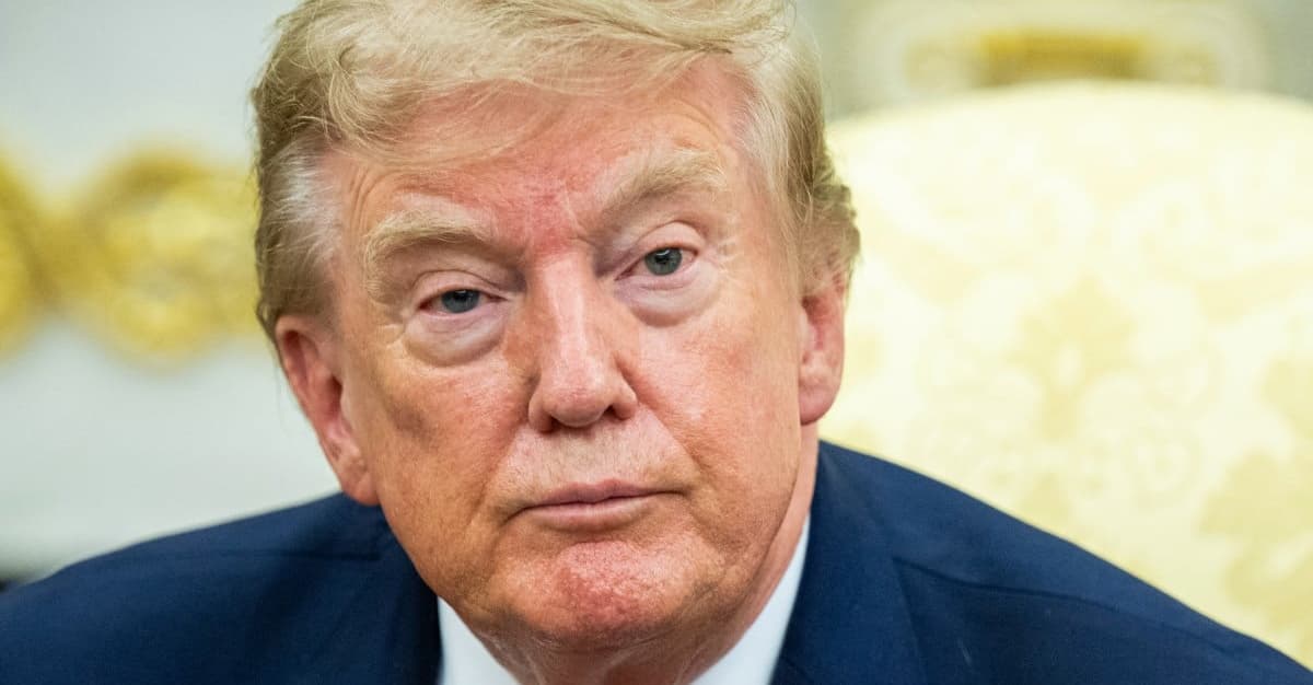 Reuters: tak niskiego poparcia dla Trumpa jeszcze nie było