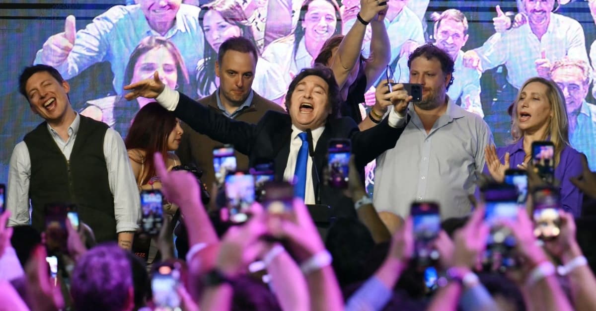 Argentina: triumph of controversial president   in parliamentary elections