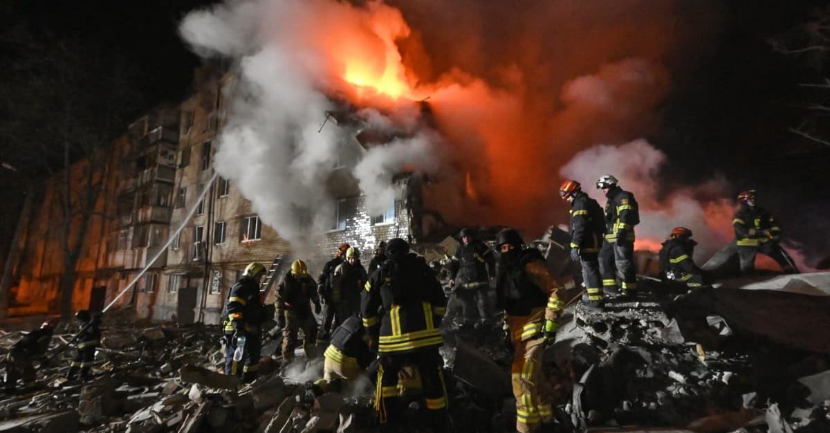 Nocne ataki Rosji na Ukrainę. Co najmniej 9 osób nie żyje