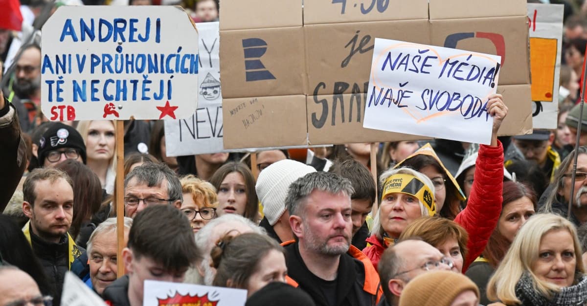 Tysiące Czechów na ulicach z powodu reformy mediów publicznych
