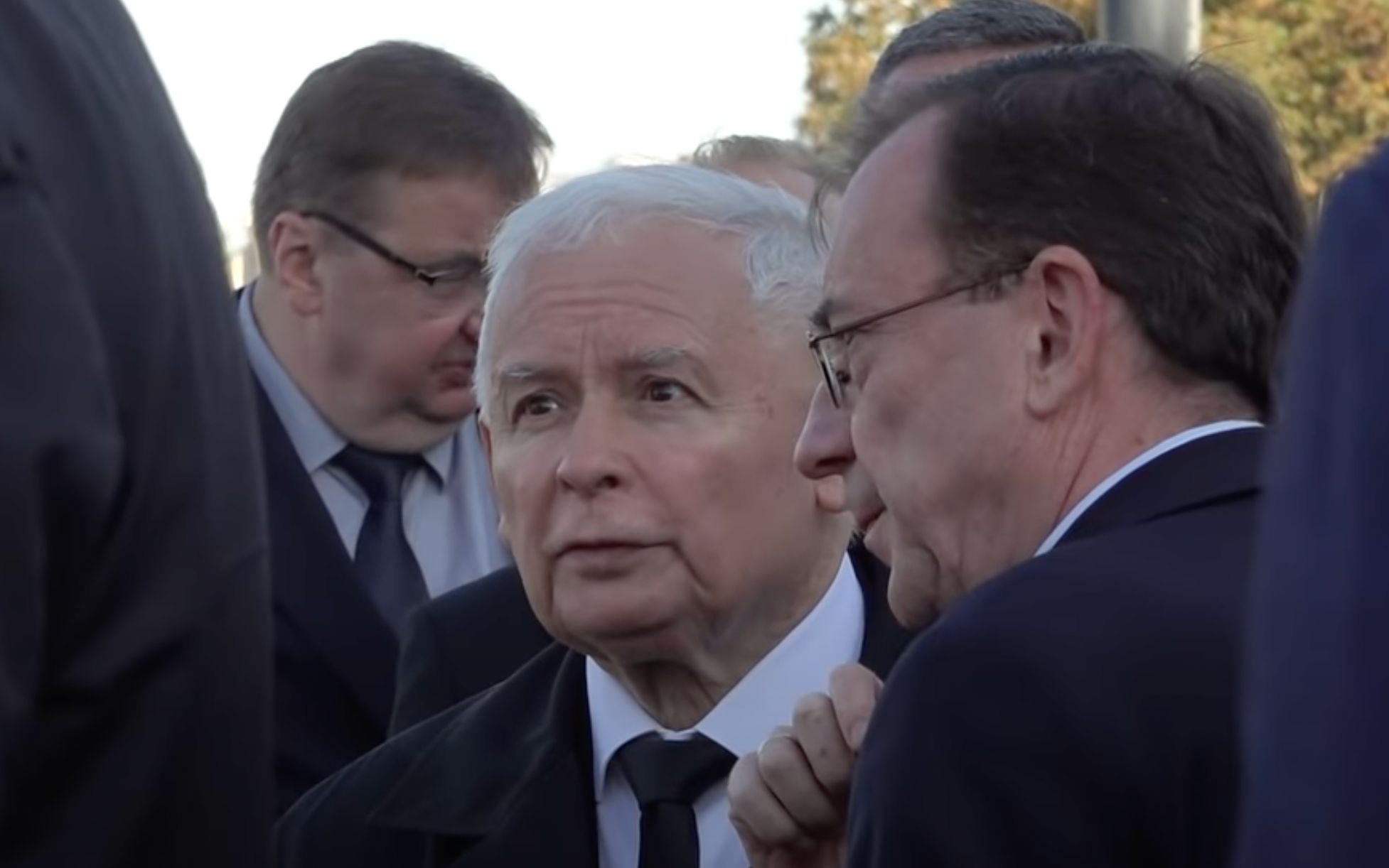 Grafika do artykułu Państwo zagląda pod kołdrę. RPO do obywateli: macie prawo bać się inwigilacji i bez Pegasusa