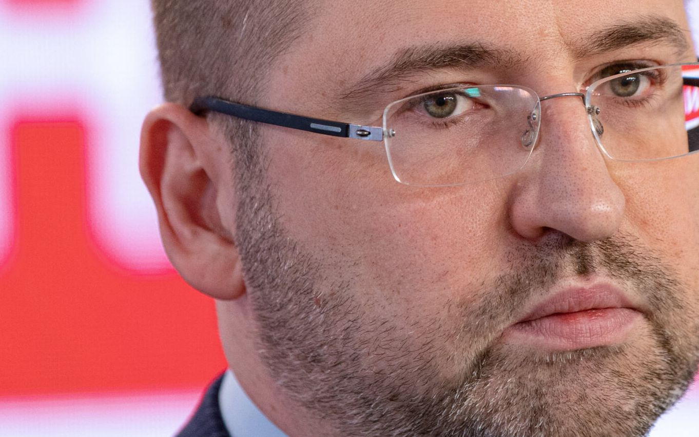 24.06.2020 Warszawa , ulica Wierzbowa 9 / 11 . Szef sztabu wyborczego Andrzeja Dudy Adam Bielan podczas prezentacji nowego spotu wyborczego .
Fot. Dawid Zuchowicz / Agencja Wyborcza.pl