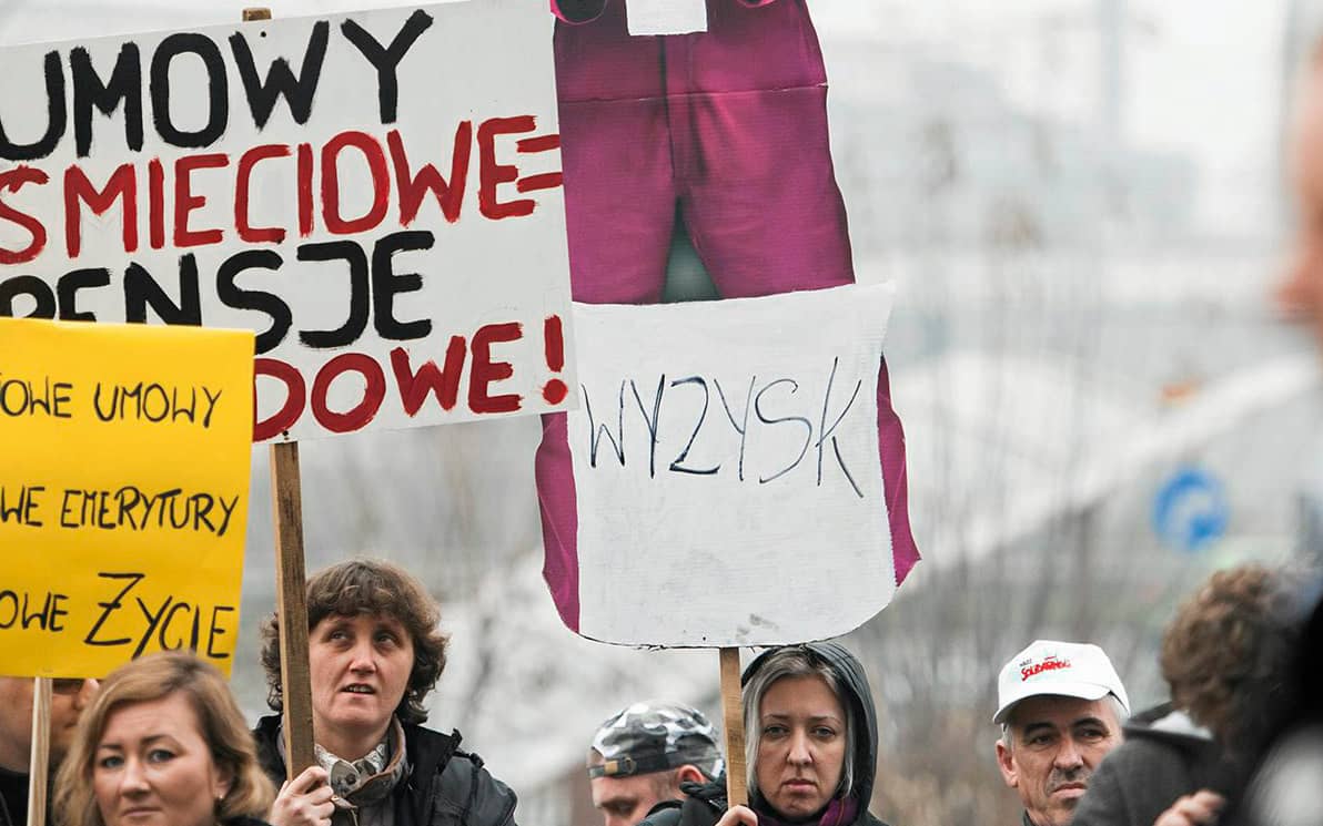 Grafika do artykułu „Rynek pracownika” po polsku. Co najmniej 1,3 miliona ludzi na śmieciówkach, najwięcej od lat