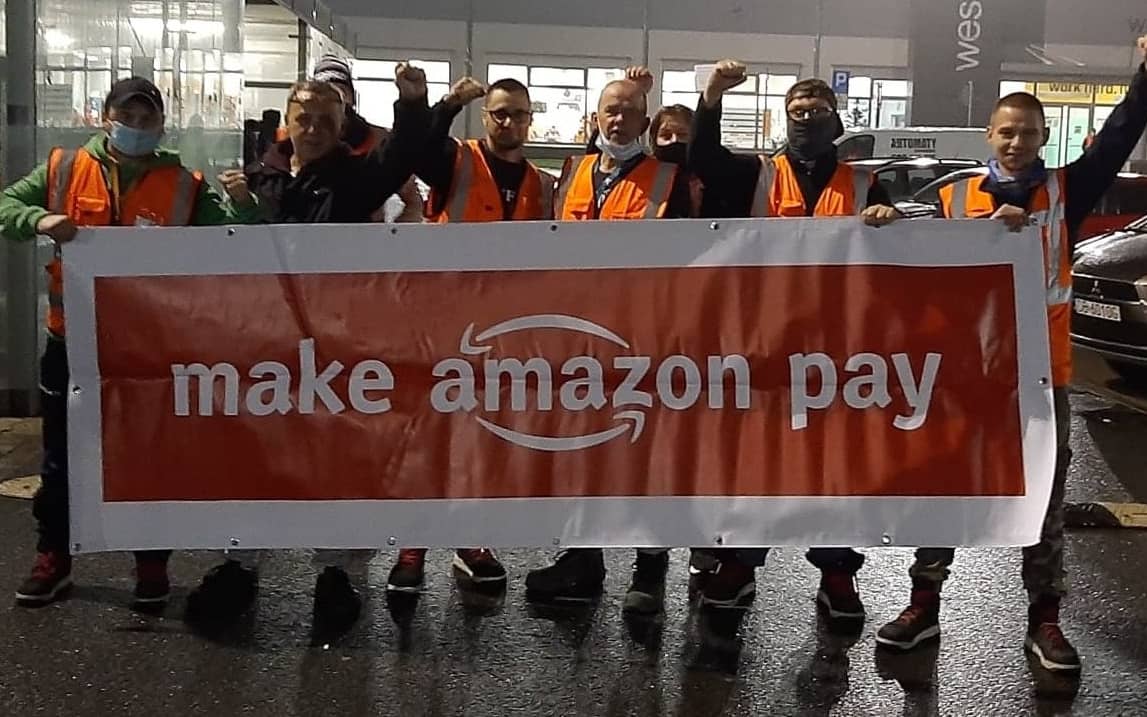 Grafika do artykułu "Niech Amazon zapłaci!". W Black Friday pracownicy giganta protestują w Polsce i na świecie