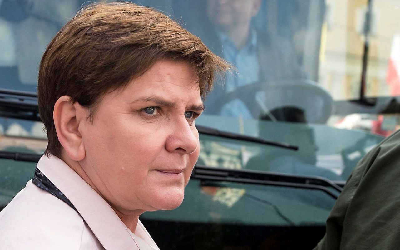 26.06.2020 Rybnik . Beata Szydlo - polityk PiS w trakcie przyjazdu Andrzeja Dudy - spotkanie z mieszkancami w czasie kapmanii wyborczej w wyborach prezydenckich . Trwa epidemia koronawirusa .
 Fot. Grzegorz Celejewski / Agencja Gazeta